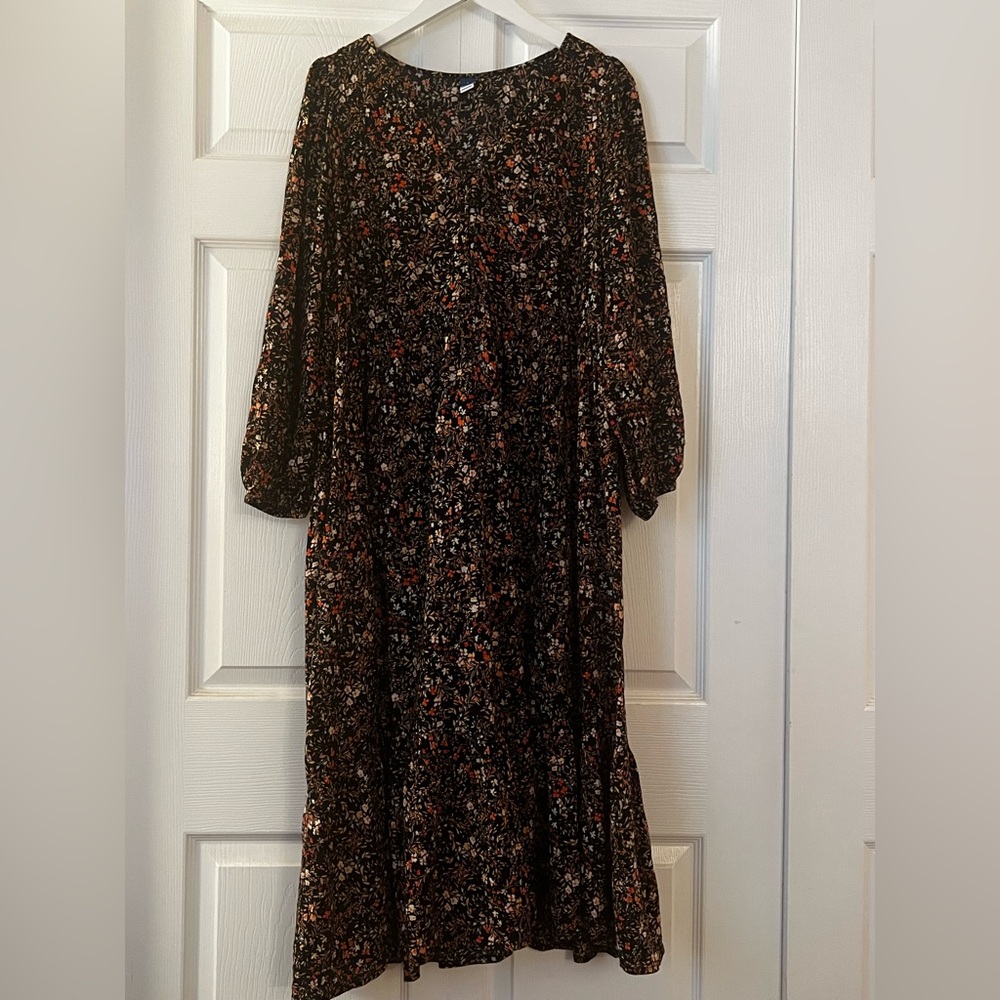 Old Navy Black Floral Long Sleeve Dress